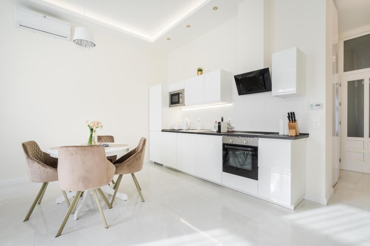 Bpr Etienne Charming Apartment Budapest Exterior photo